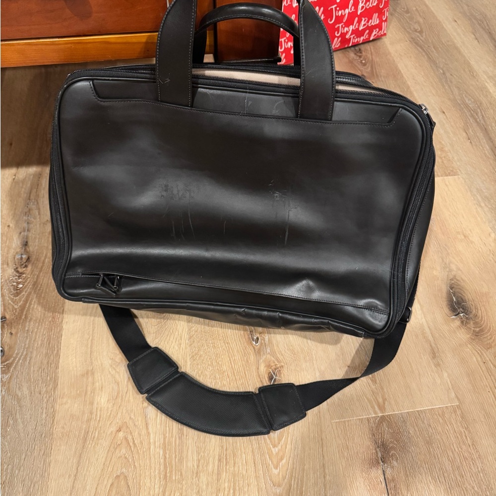 Hartmann Business Briefcase - Picture 2 of 4